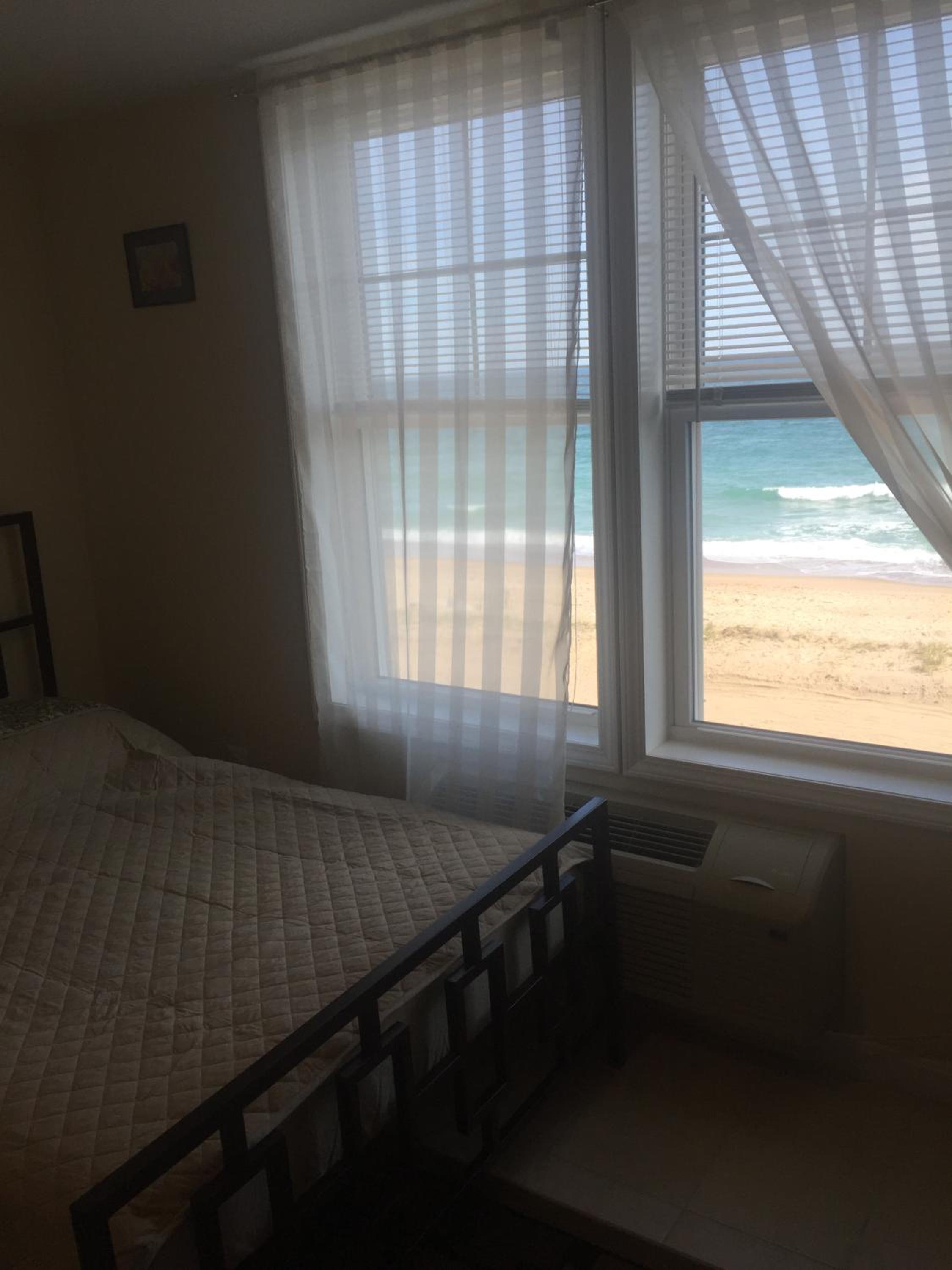 Misquamicut Beach Front Inn