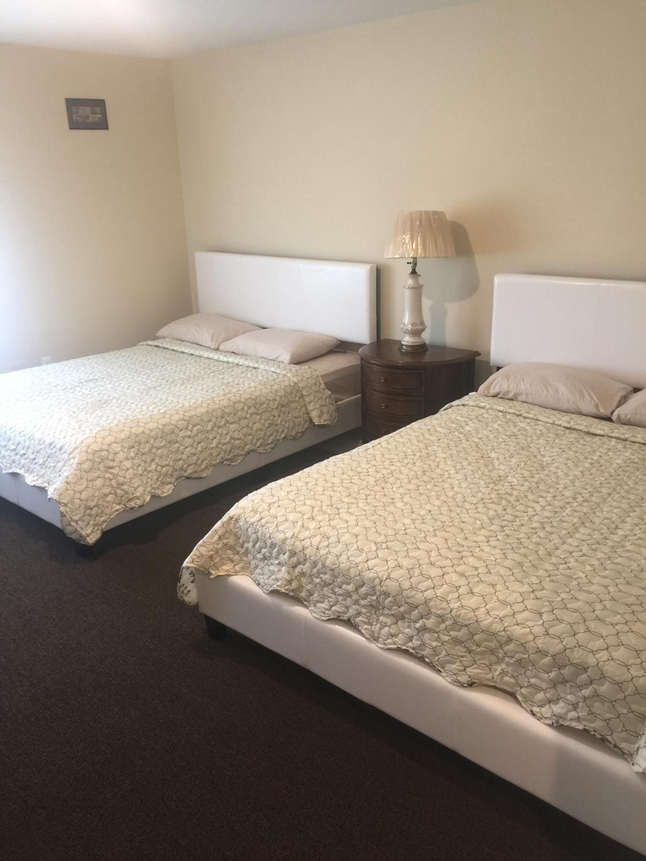 Misquamicut Beach Front Inn