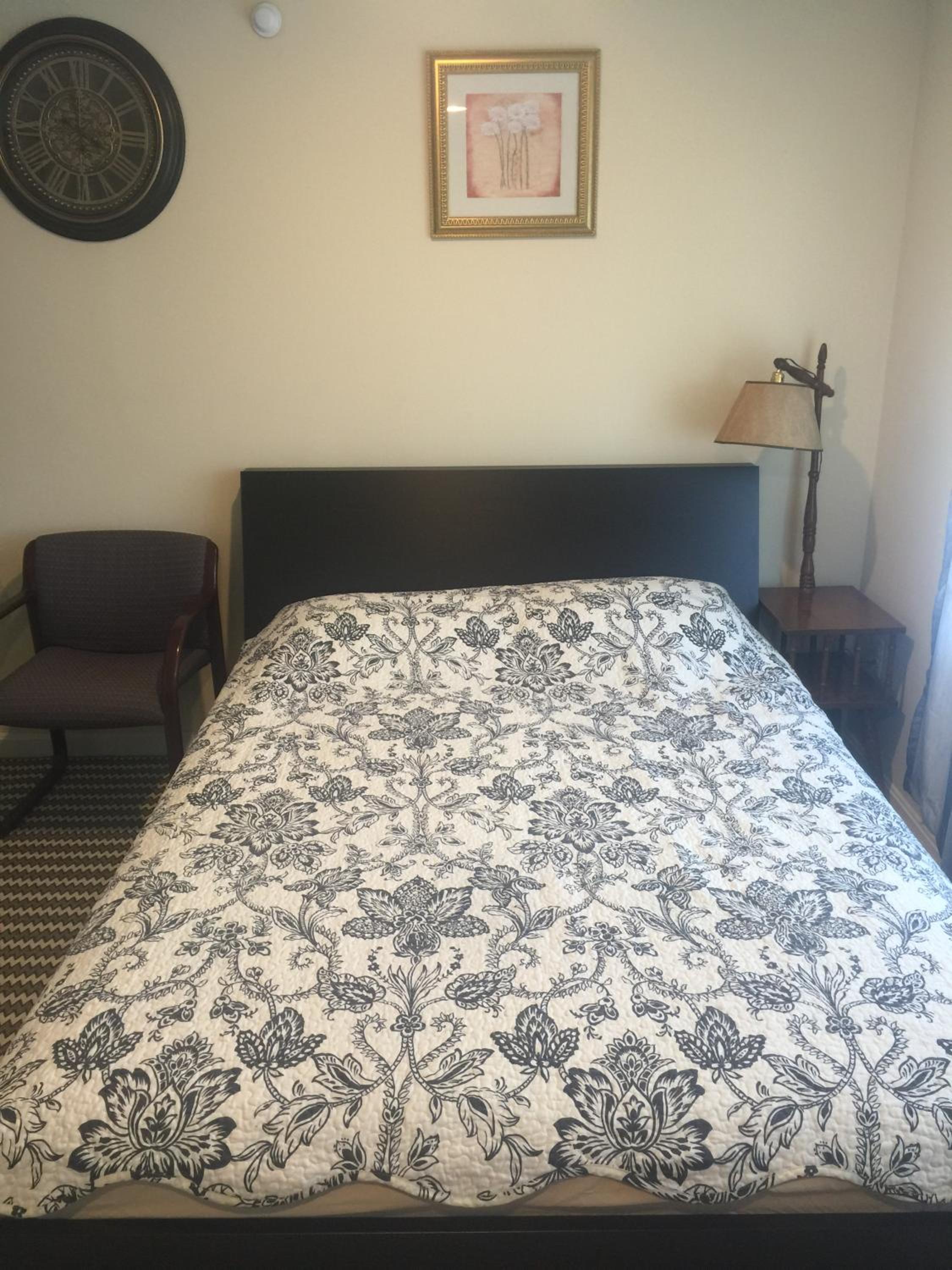 Misquamicut Beach Front Inn