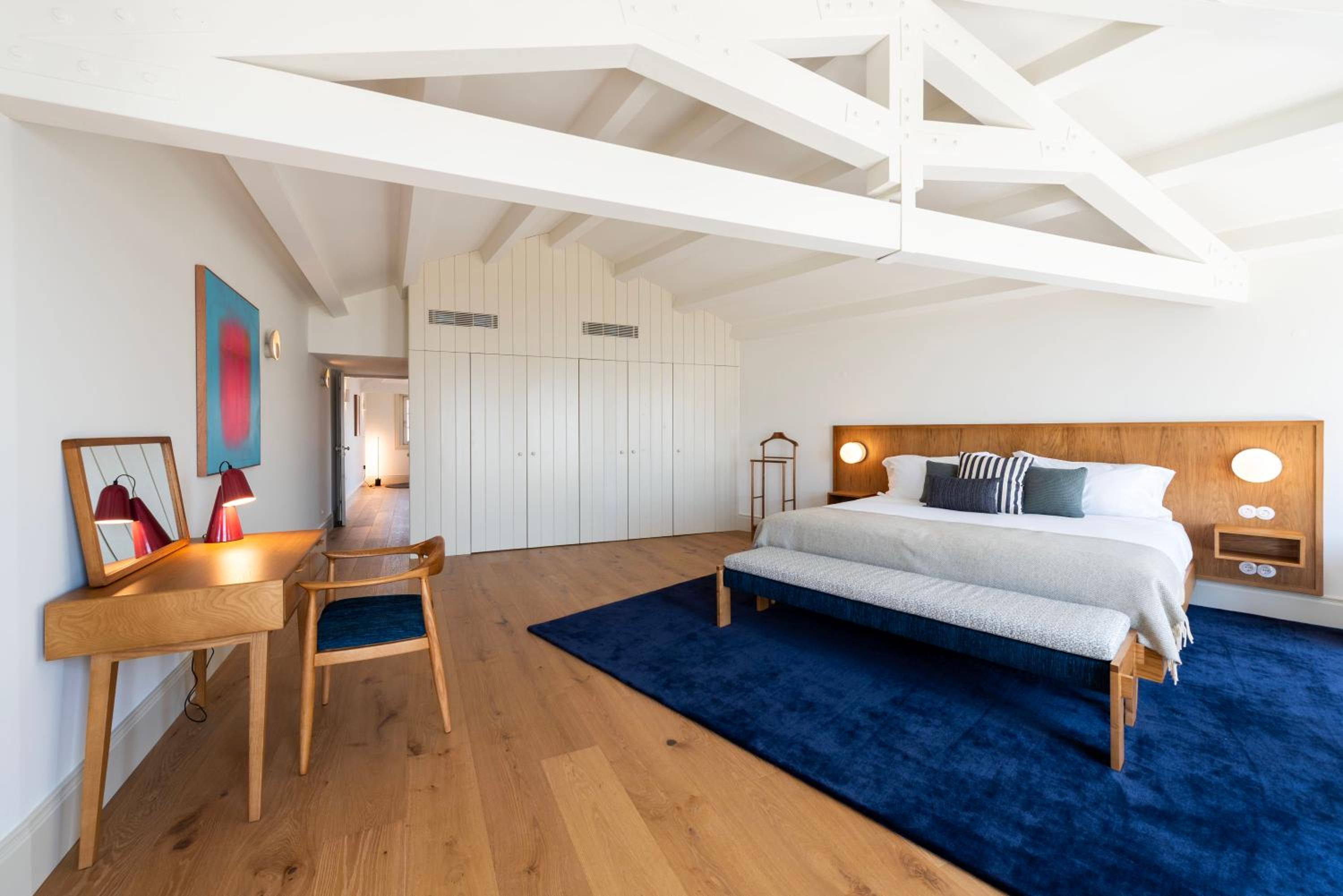 Oceanfront Villa Near Porto Historical Centre