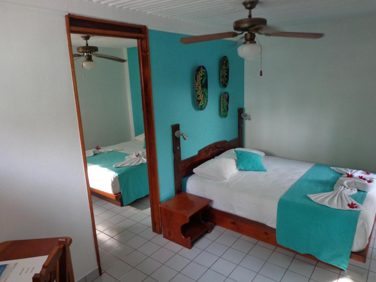 Hotel Casa del Mar
