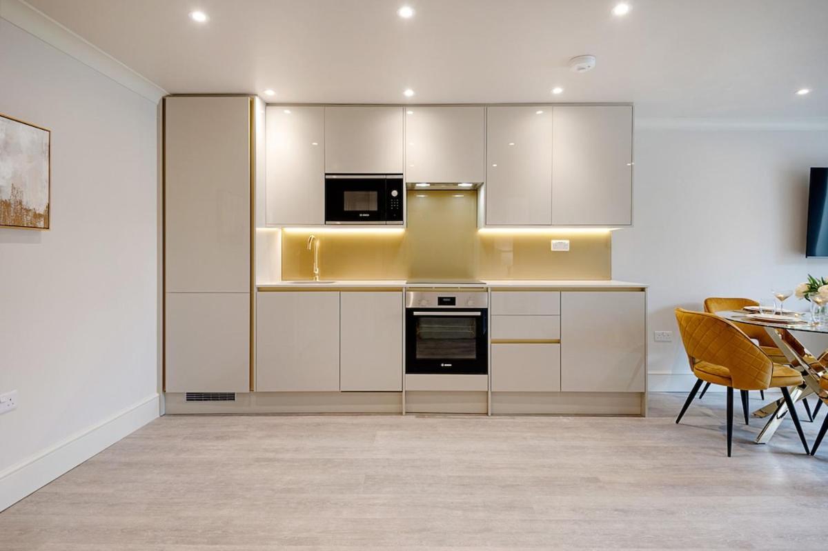 Hyde Park Suites-5