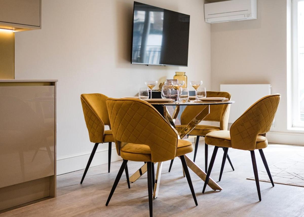 Hyde Park Suites-5
