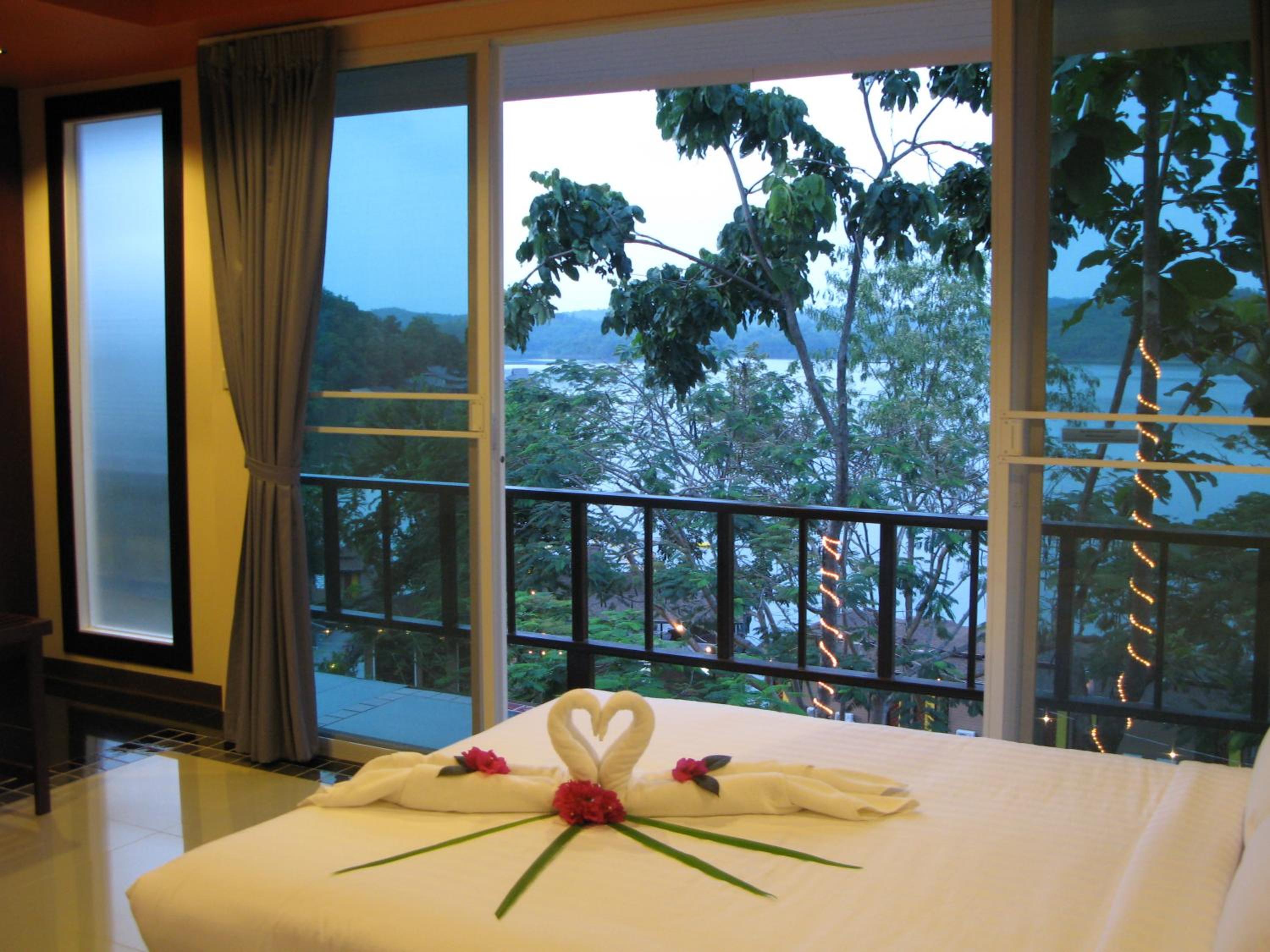 Raya Buri Resort Kanchanaburi
