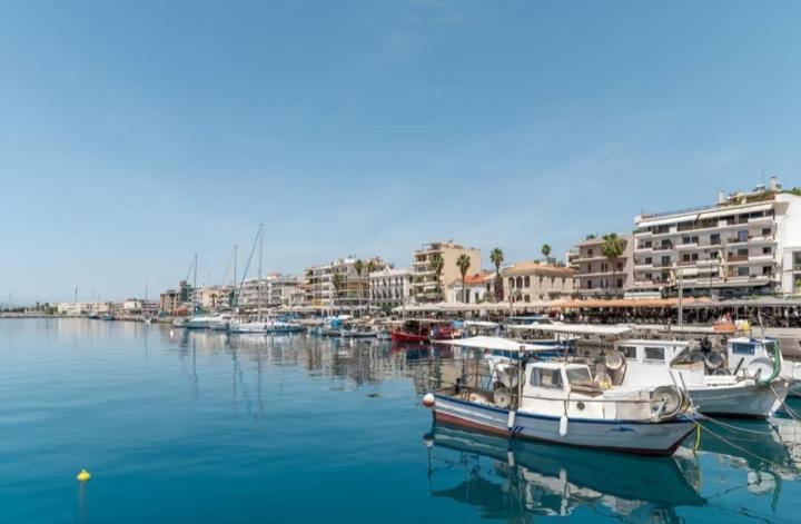 Meliti apartment kalamata Serenity and Luxury by the Sea