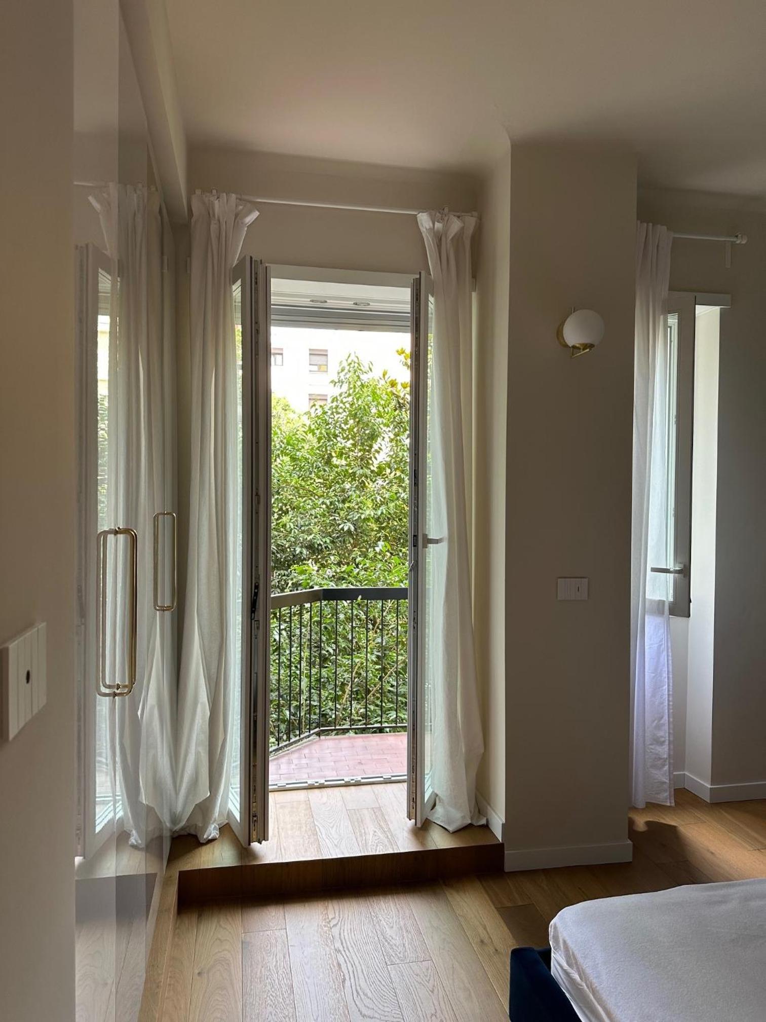 MilanLife Apartments - DTown Elegance