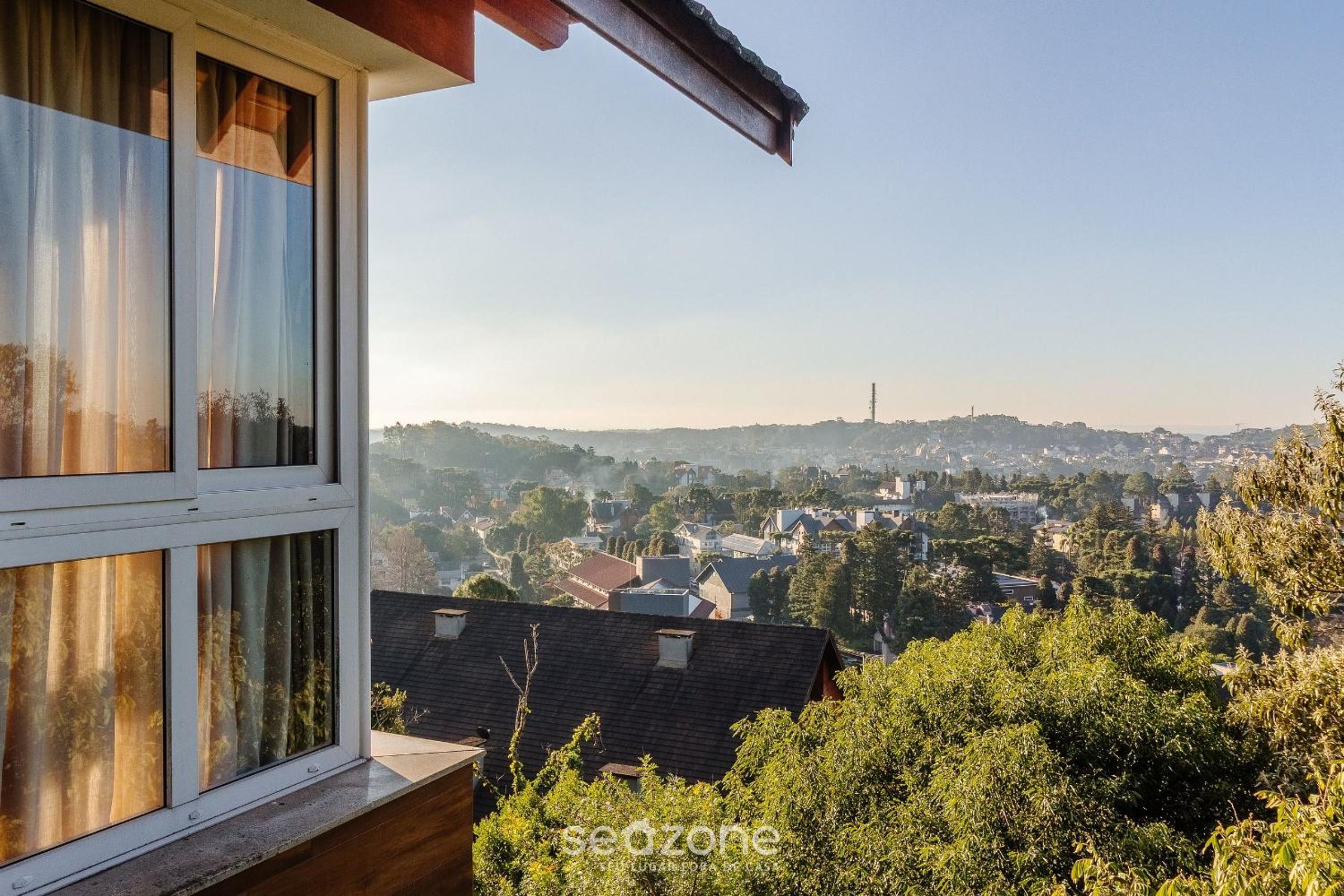 Apt w/ BBQ, 3 bedr, 700 m from Lago Negro ALT0402