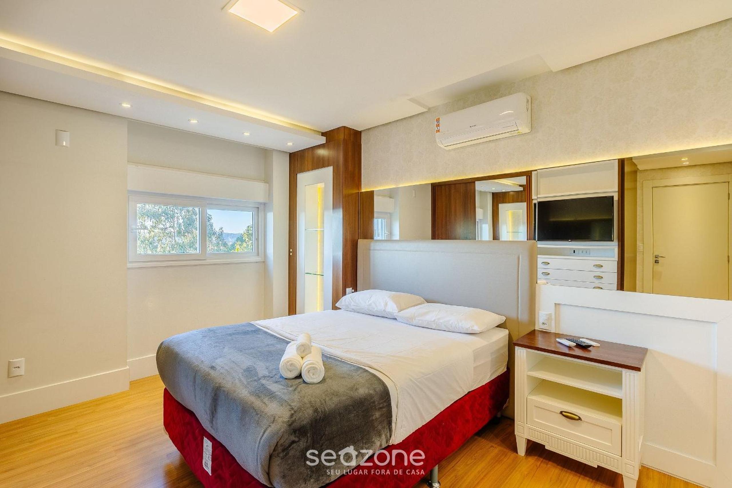 Apt w/ BBQ, 3 bedr, 700 m from Lago Negro ALT0402