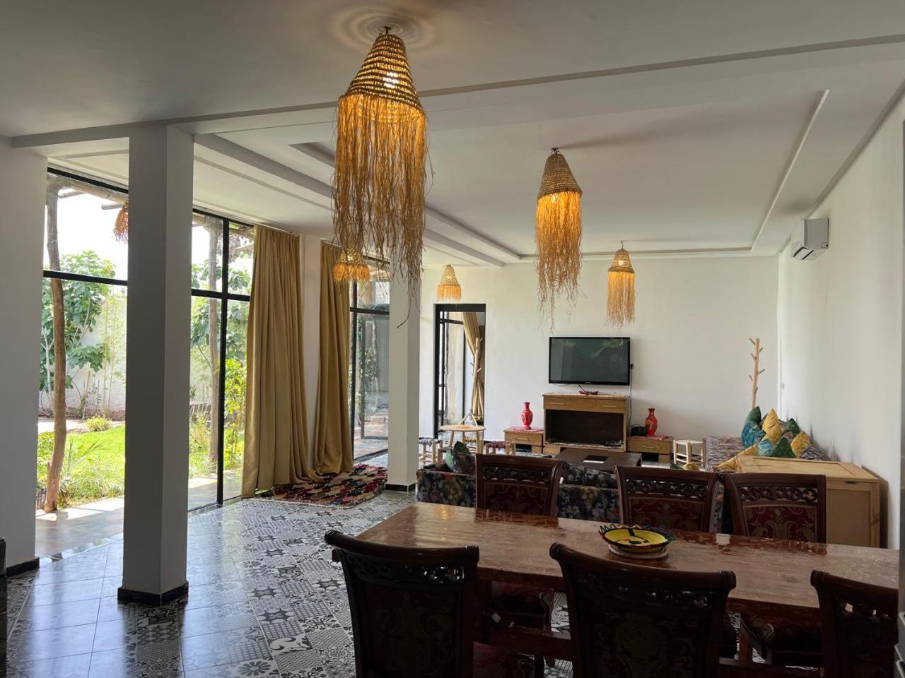 Villa familiale, piscine privée sans vis-à-vis