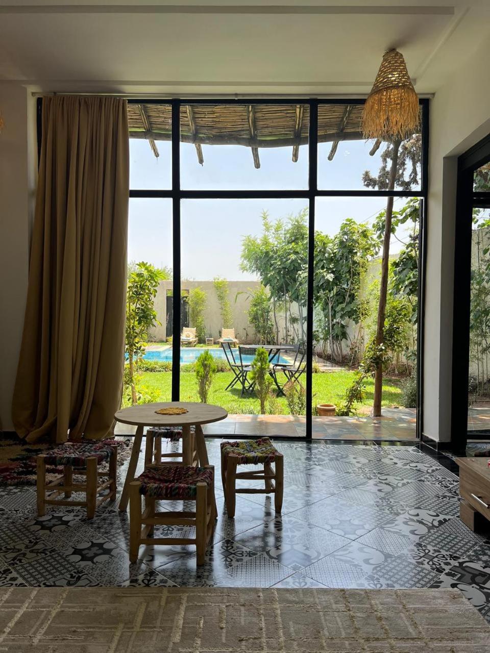 Villa familiale, piscine privée sans vis-à-vis
