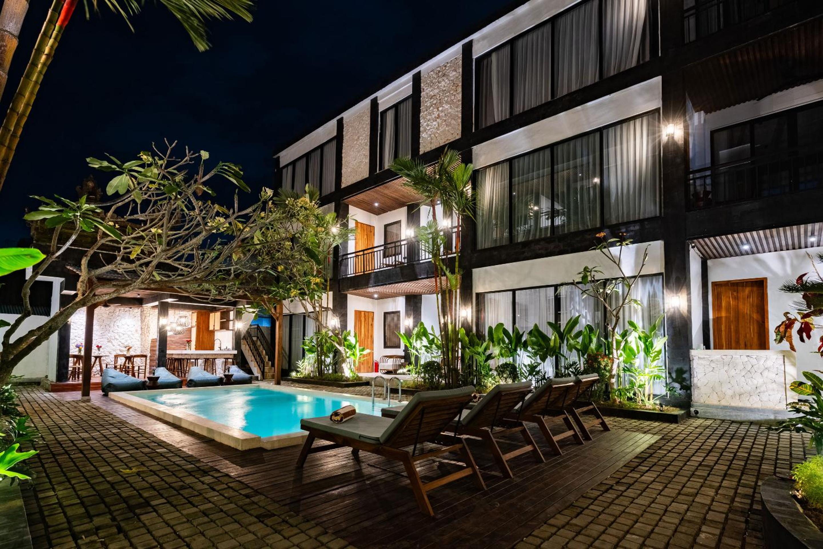 Sebelas Apartments by EVDEkimi - The Residence with Authentic Cafe in Ubud Center