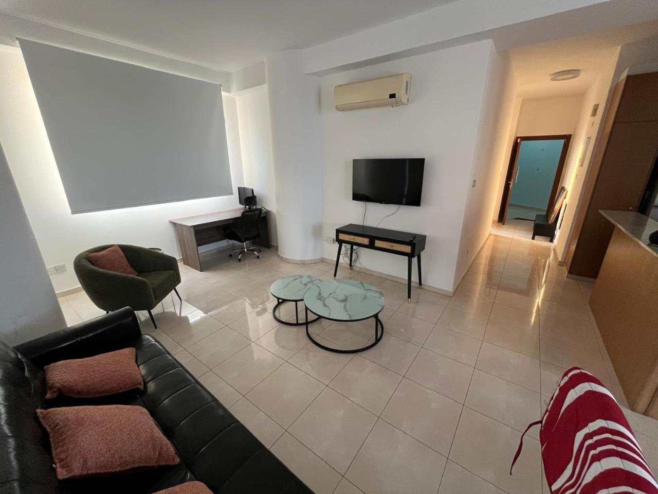 Marina City Centre Stays