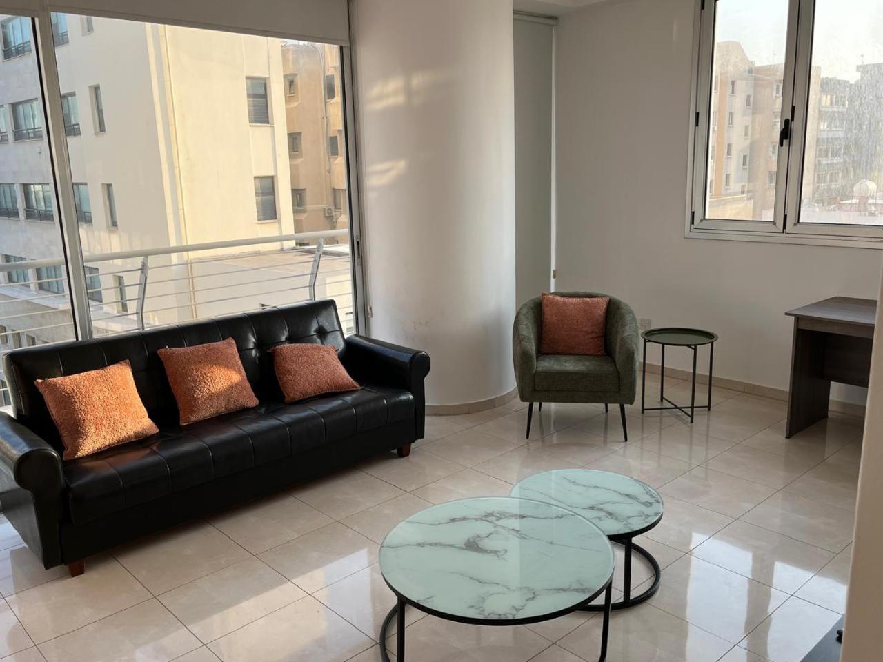 Marina City Centre Stays