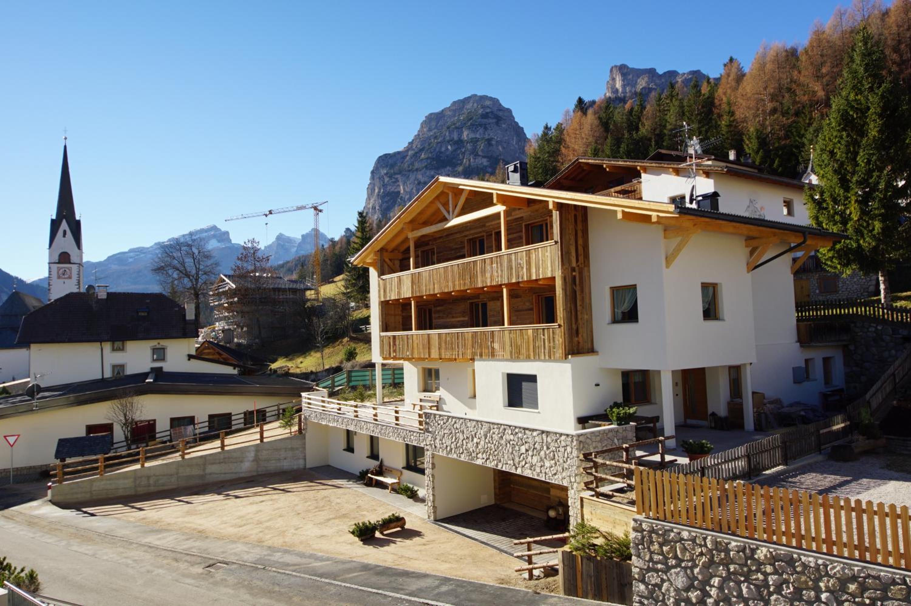 Apartments. Ambria view 3