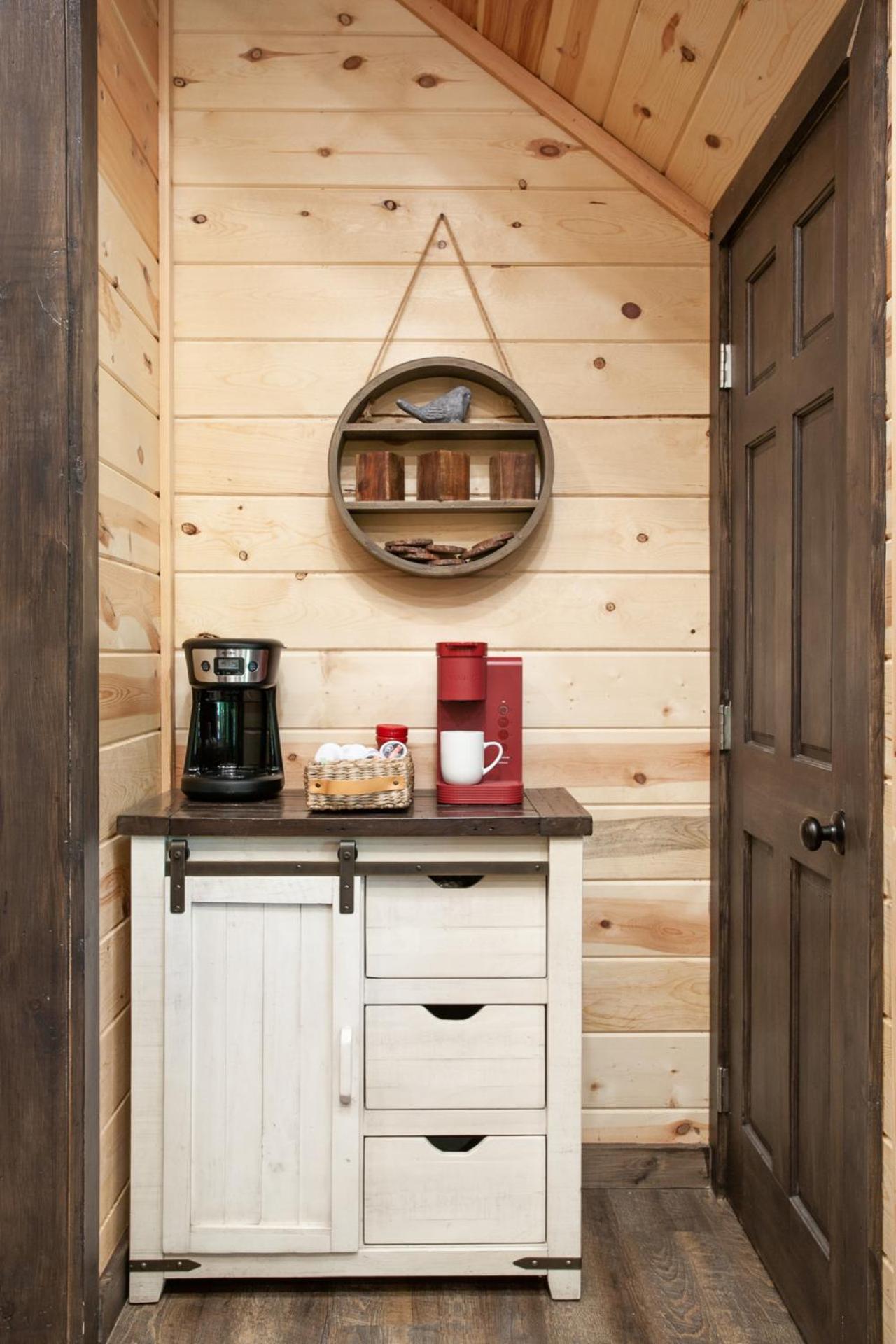 Smoky Ridge Hideaway Views Hot Tub Game Room