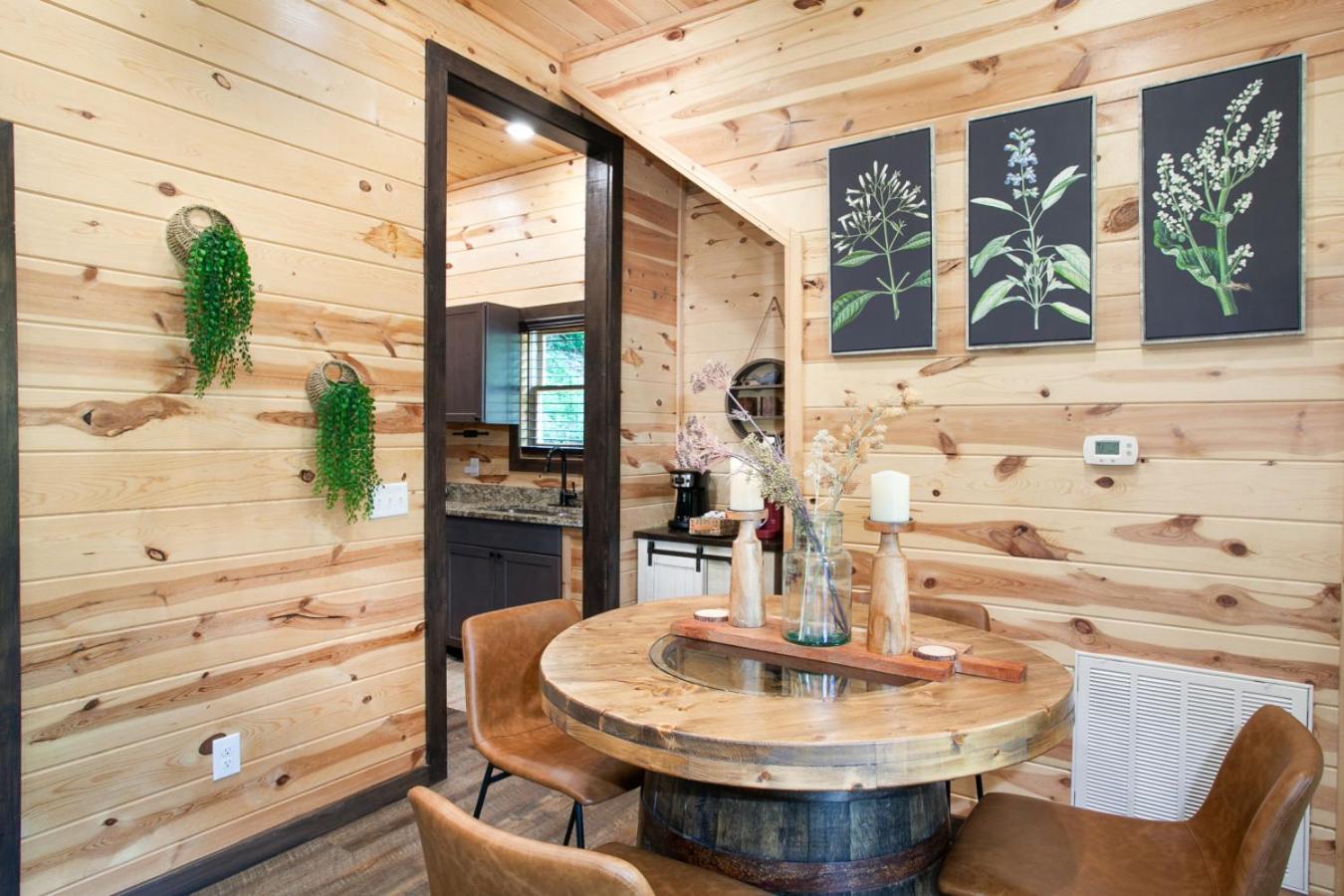 Smoky Ridge Hideaway Views Hot Tub Game Room