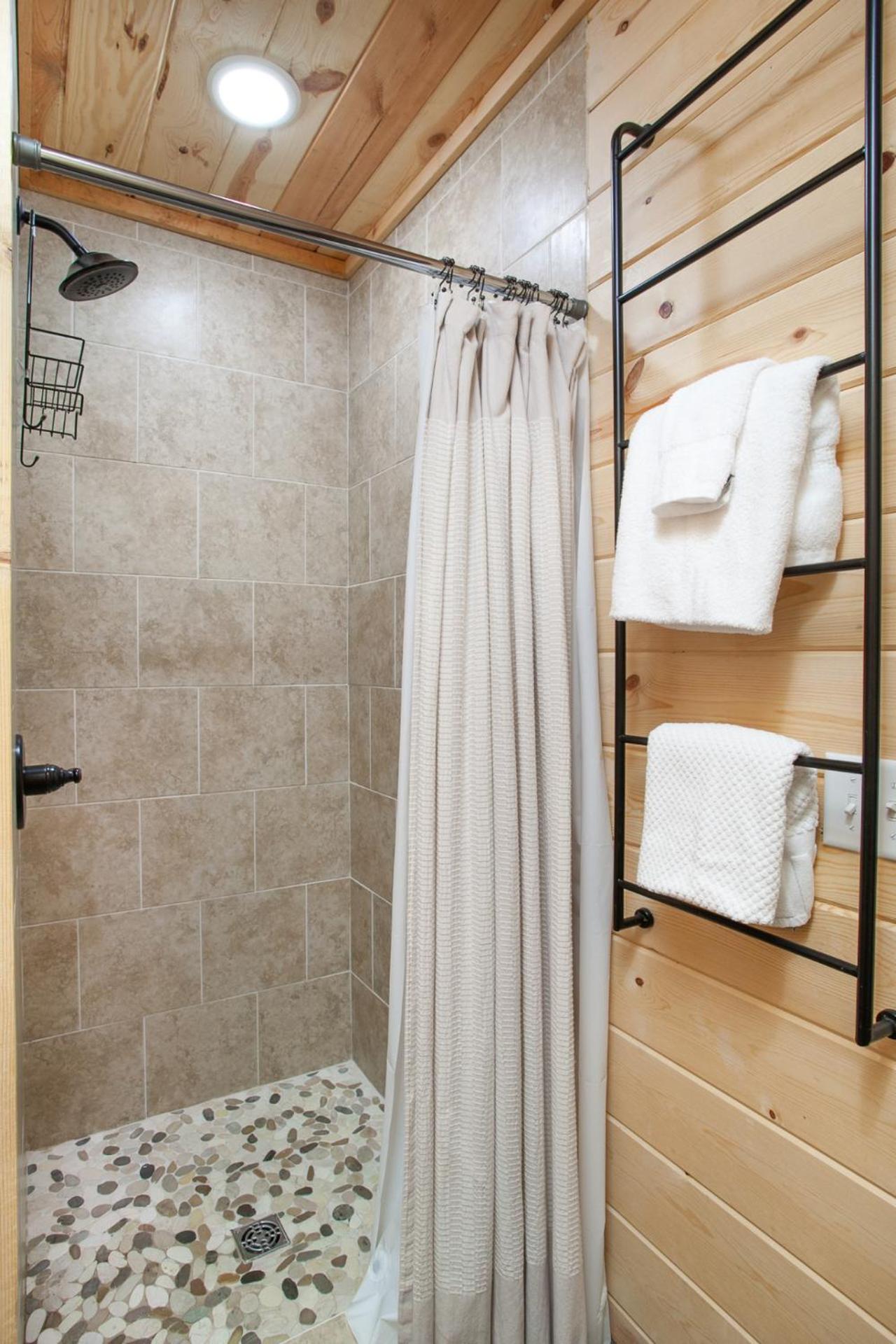 Smoky Ridge Hideaway Views Hot Tub Game Room