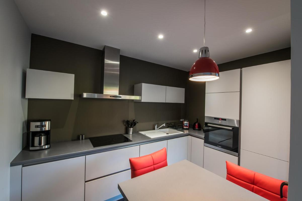 Hotel La Prairie - Image 1