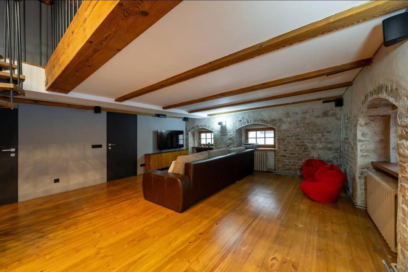 Old town Loft duplex, 24h7d self check in Loft