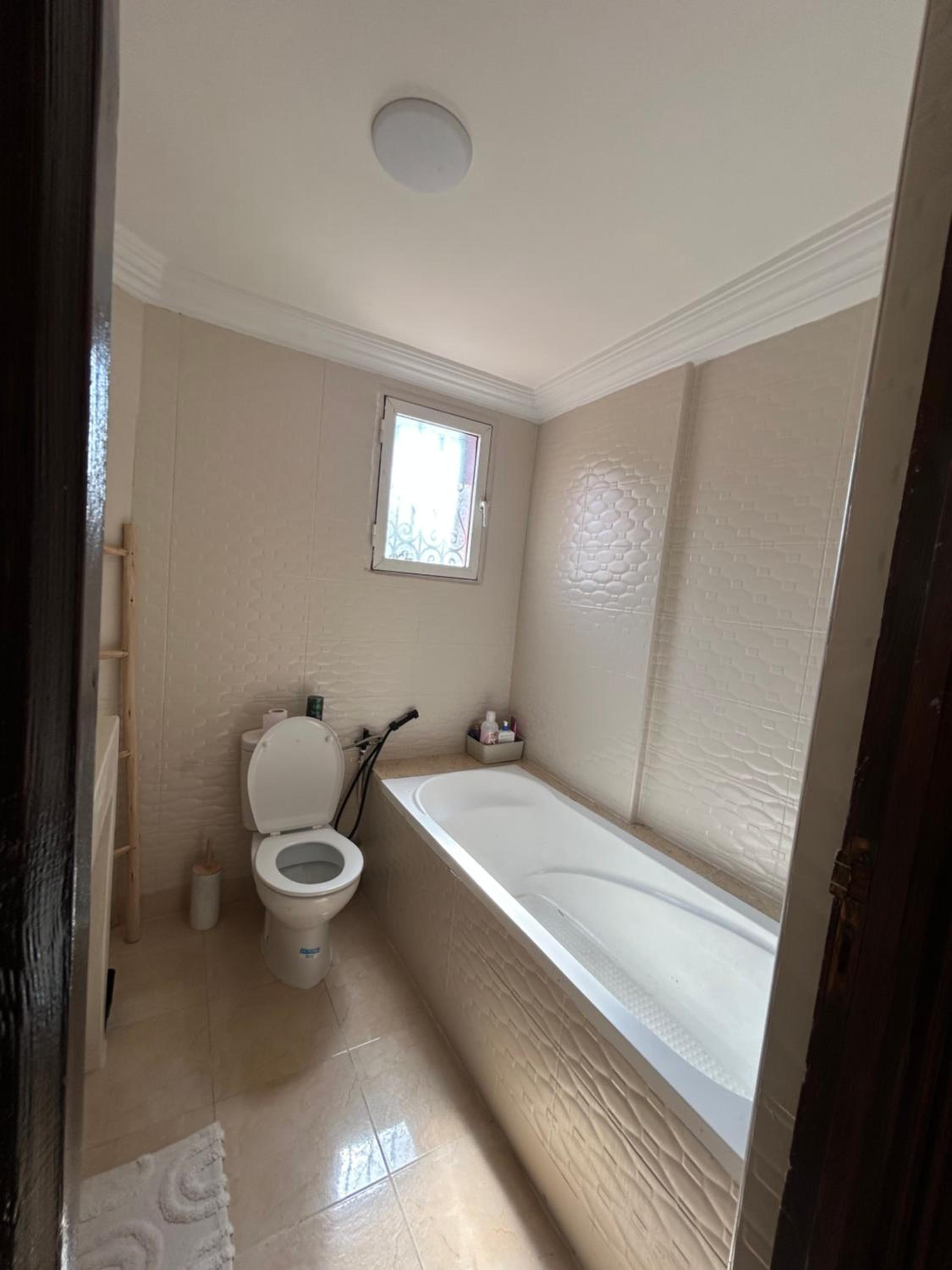 Villa moderne avec jacuzzi & jardin - Marrakech