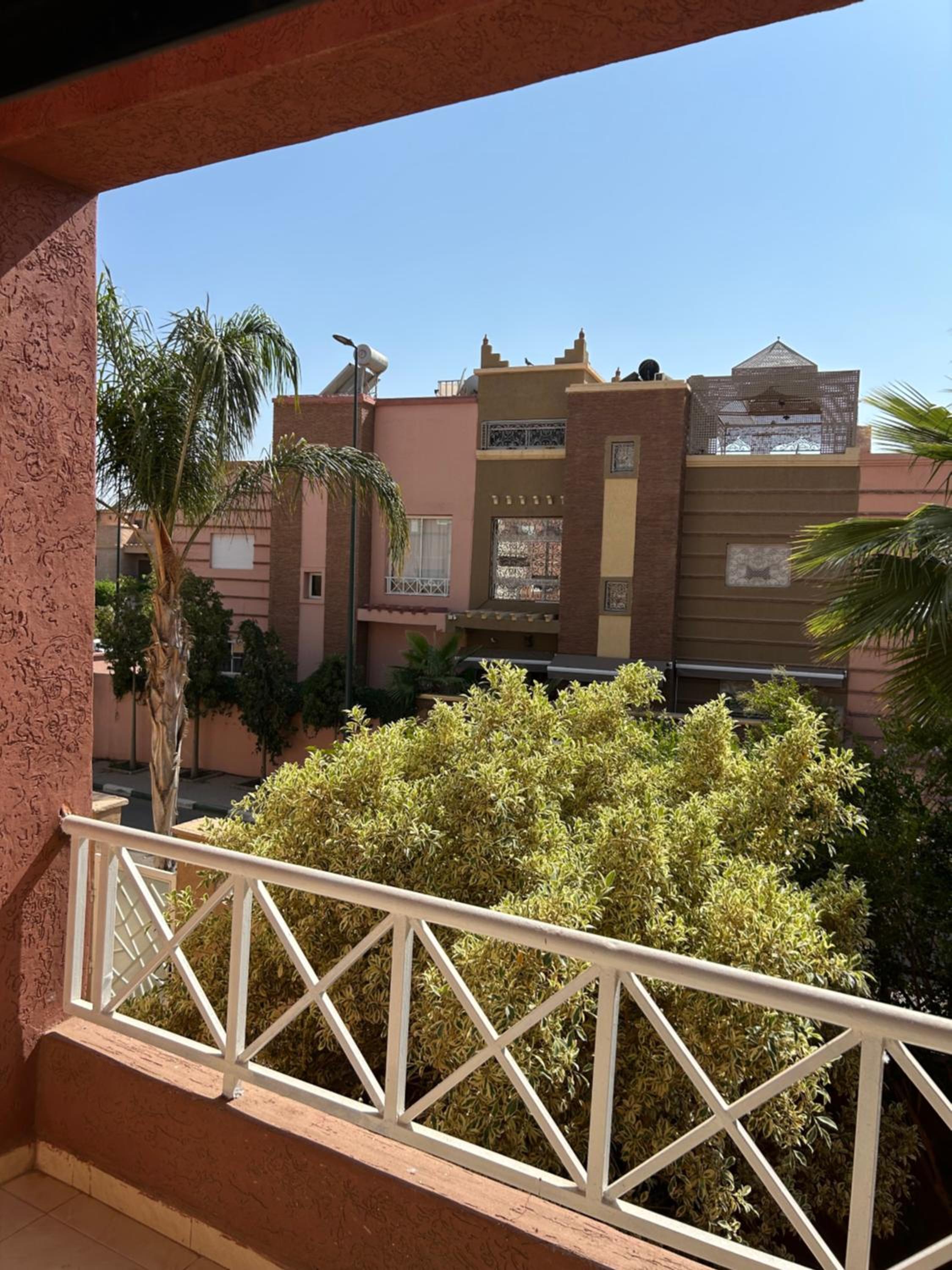 Villa moderne avec jacuzzi & jardin - Marrakech