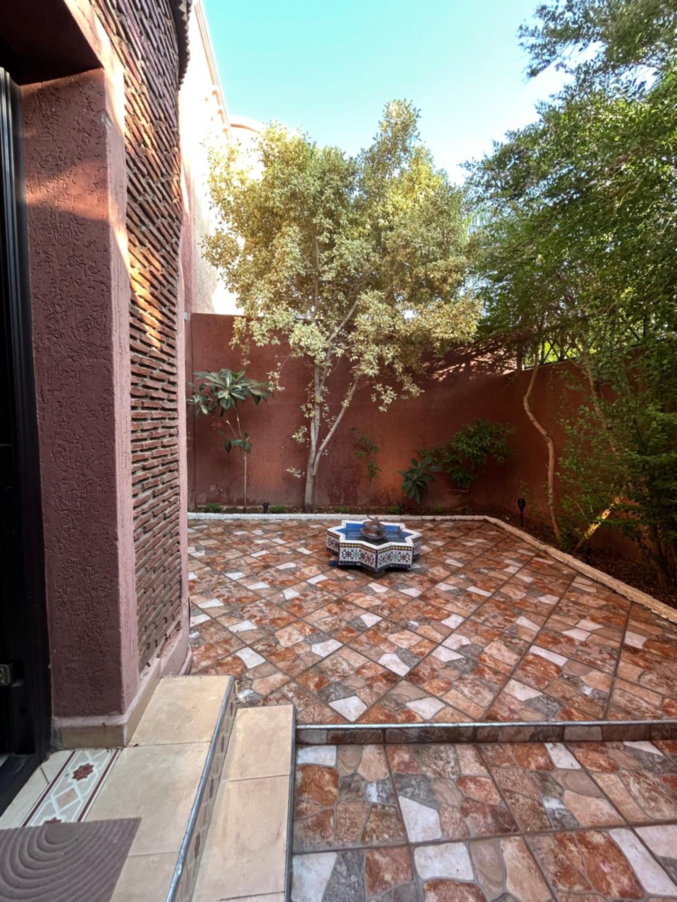 Villa moderne avec jacuzzi & jardin - Marrakech