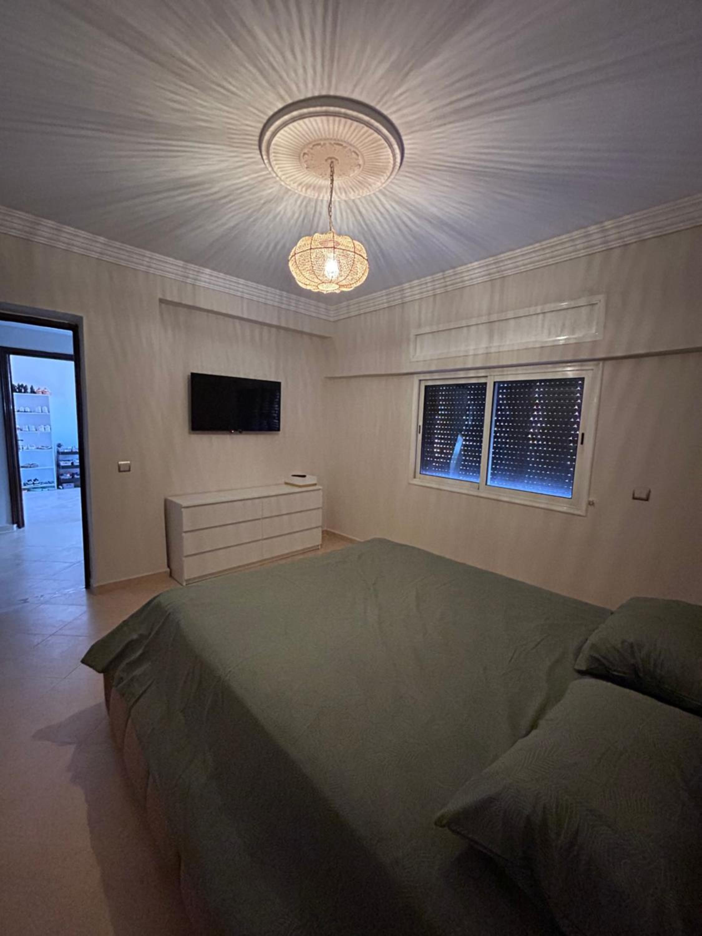 Villa moderne avec jacuzzi & jardin - Marrakech