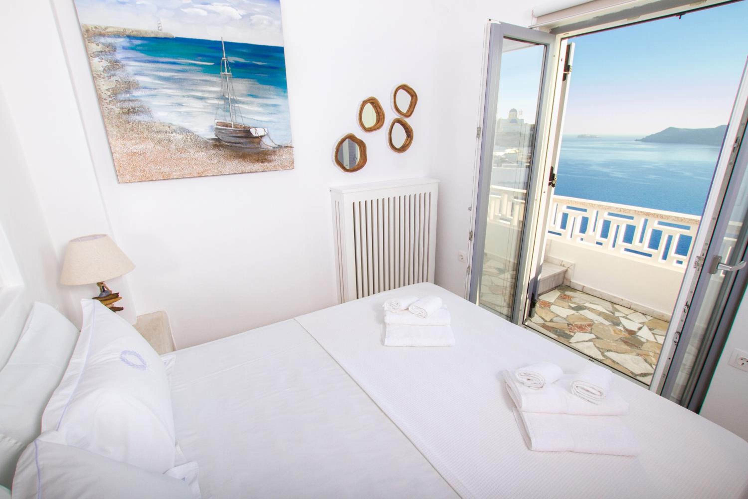 Compass Villa photo 2