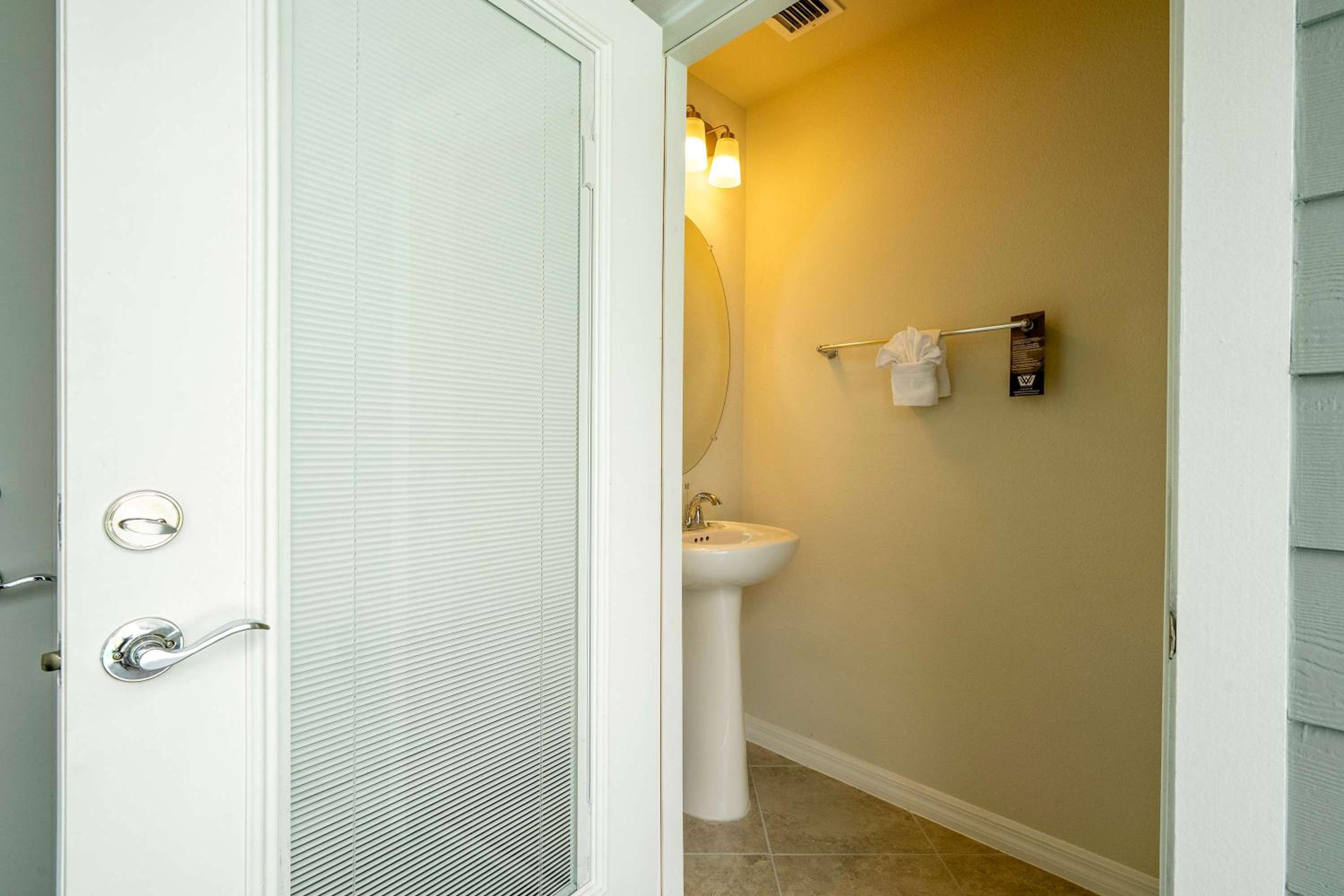 Magical 5BR w Pool Minutes from Disney 16140