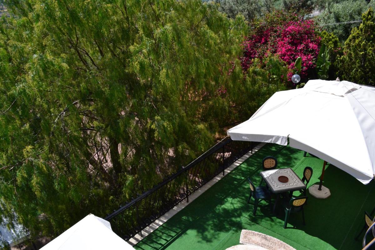 outdoor BBQ area