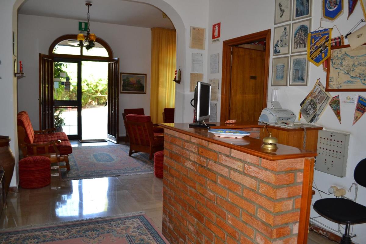 hotel reception