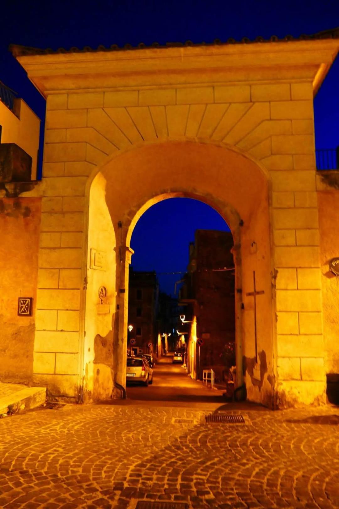 Montecelio Golden House