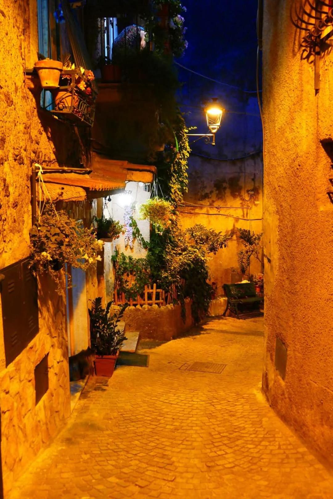 Montecelio Golden House