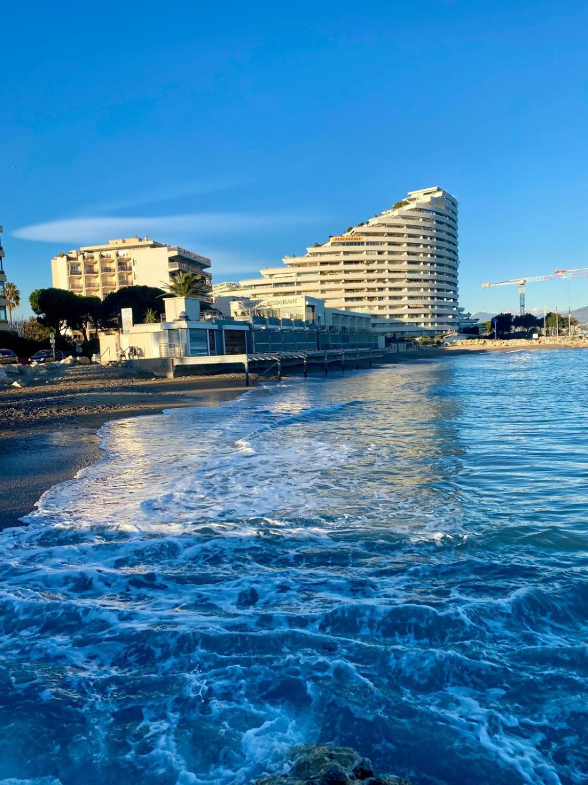 Studio Azur face à la mer - Parking privé