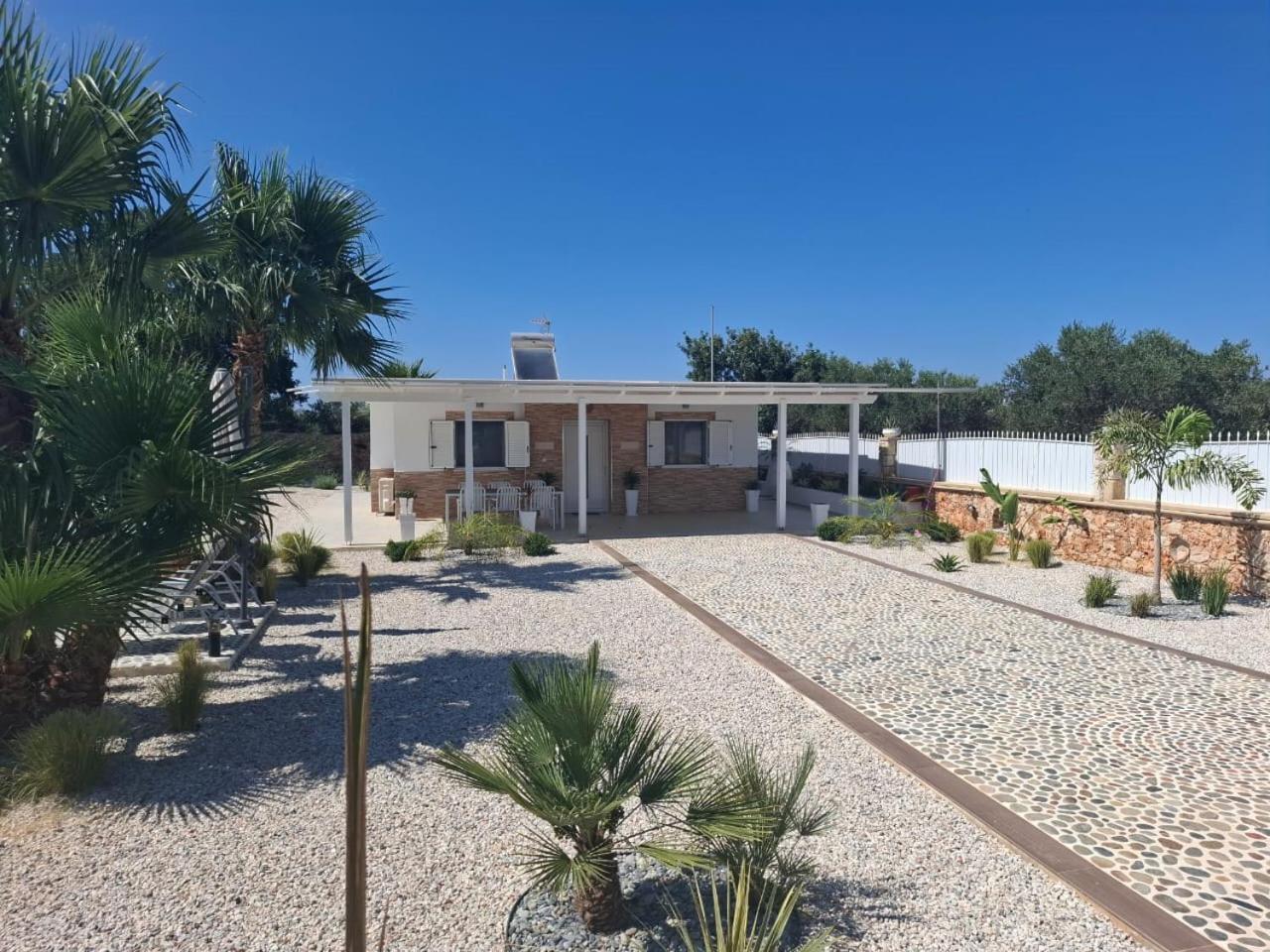 Villa Dadis
