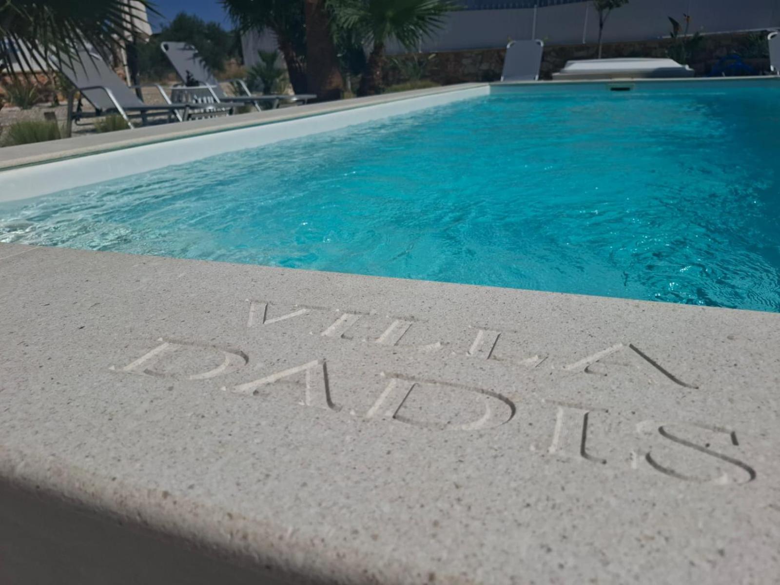 Villa Dadis