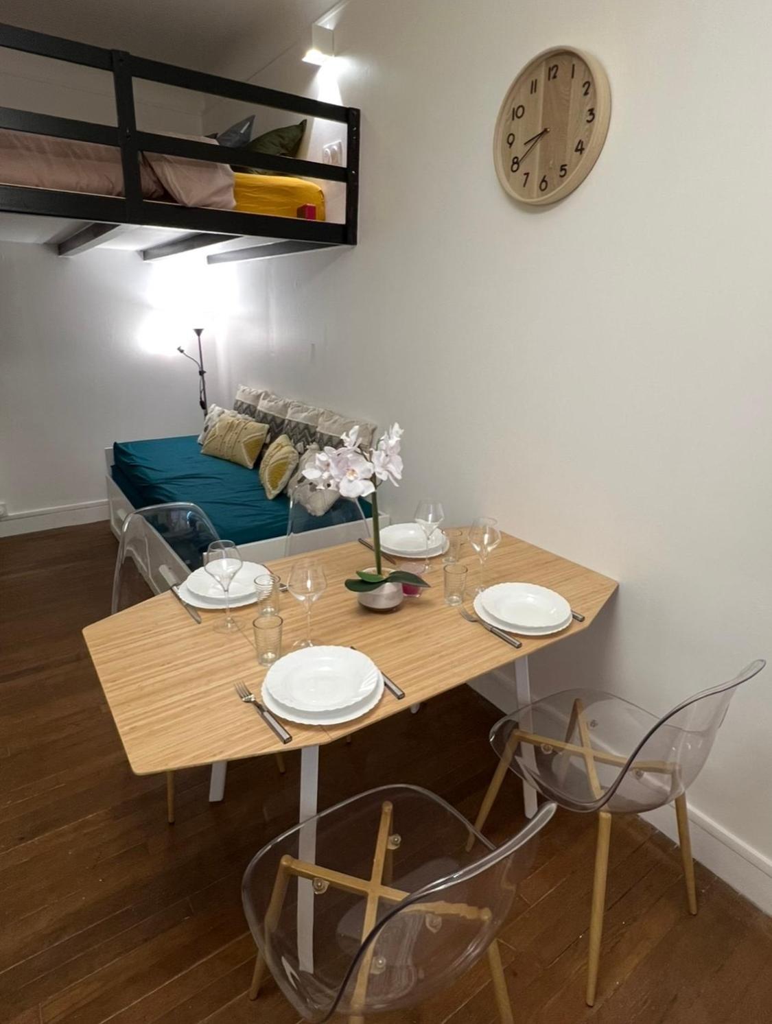PARIS-MONTROUGE Magnifique Studio Appartement de 35m2 - très cosy pour 1 à 6 personnes refait à neuf - ENTIRE APARTMENT LUXURIOUS AND WARM - Montrouge Pari