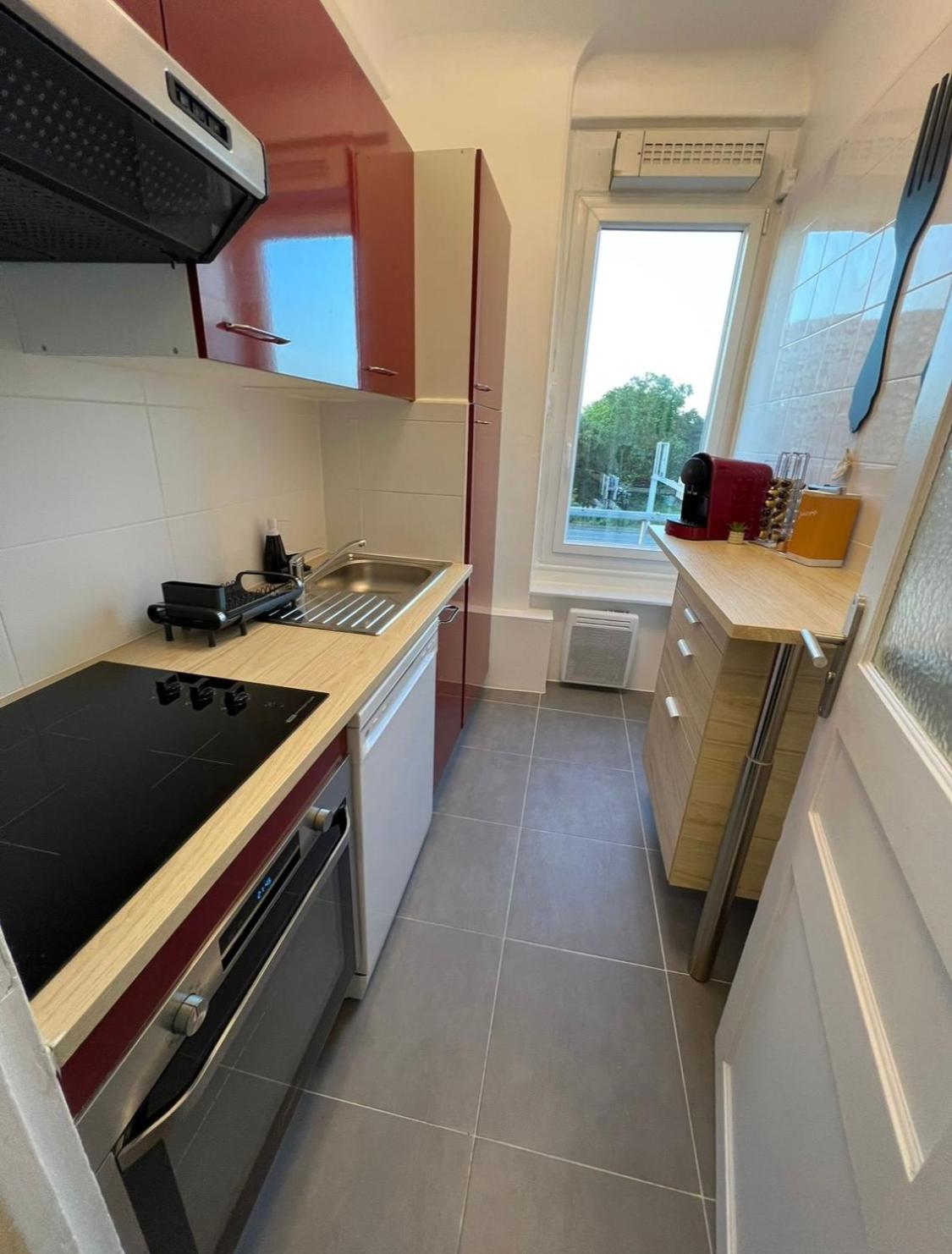 PARIS-MONTROUGE Magnifique Studio Appartement de 35m2 - très cosy pour 1 à 6 personnes refait à neuf - ENTIRE APARTMENT LUXURIOUS AND WARM - Montrouge Pari