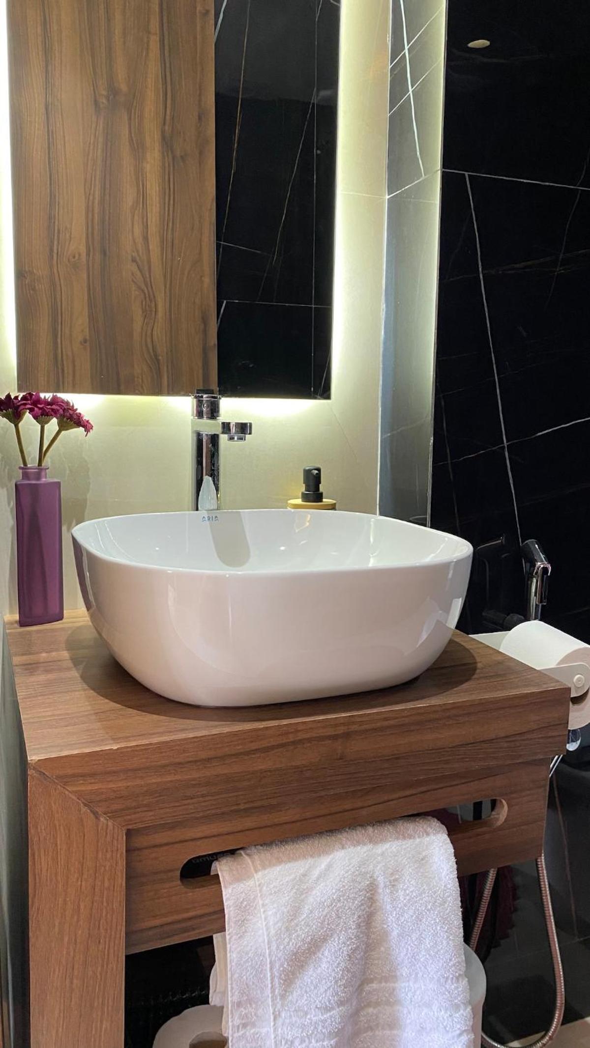 Modern & Fully equipped 1BDR Flats in Palmiers Central Casablanca with Terrace & Parking