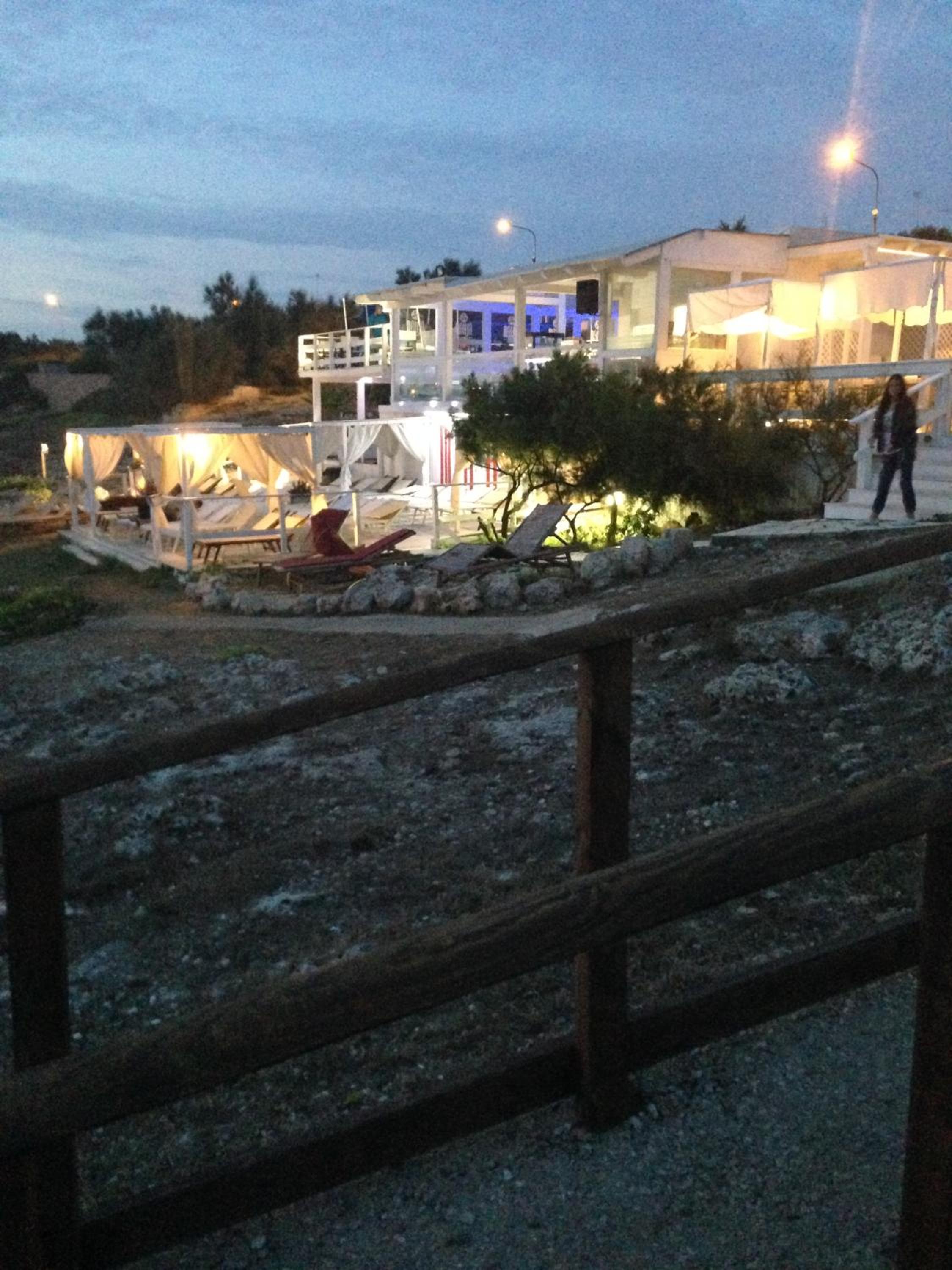 Le Bianche ville con patio privato a un passo dal mare