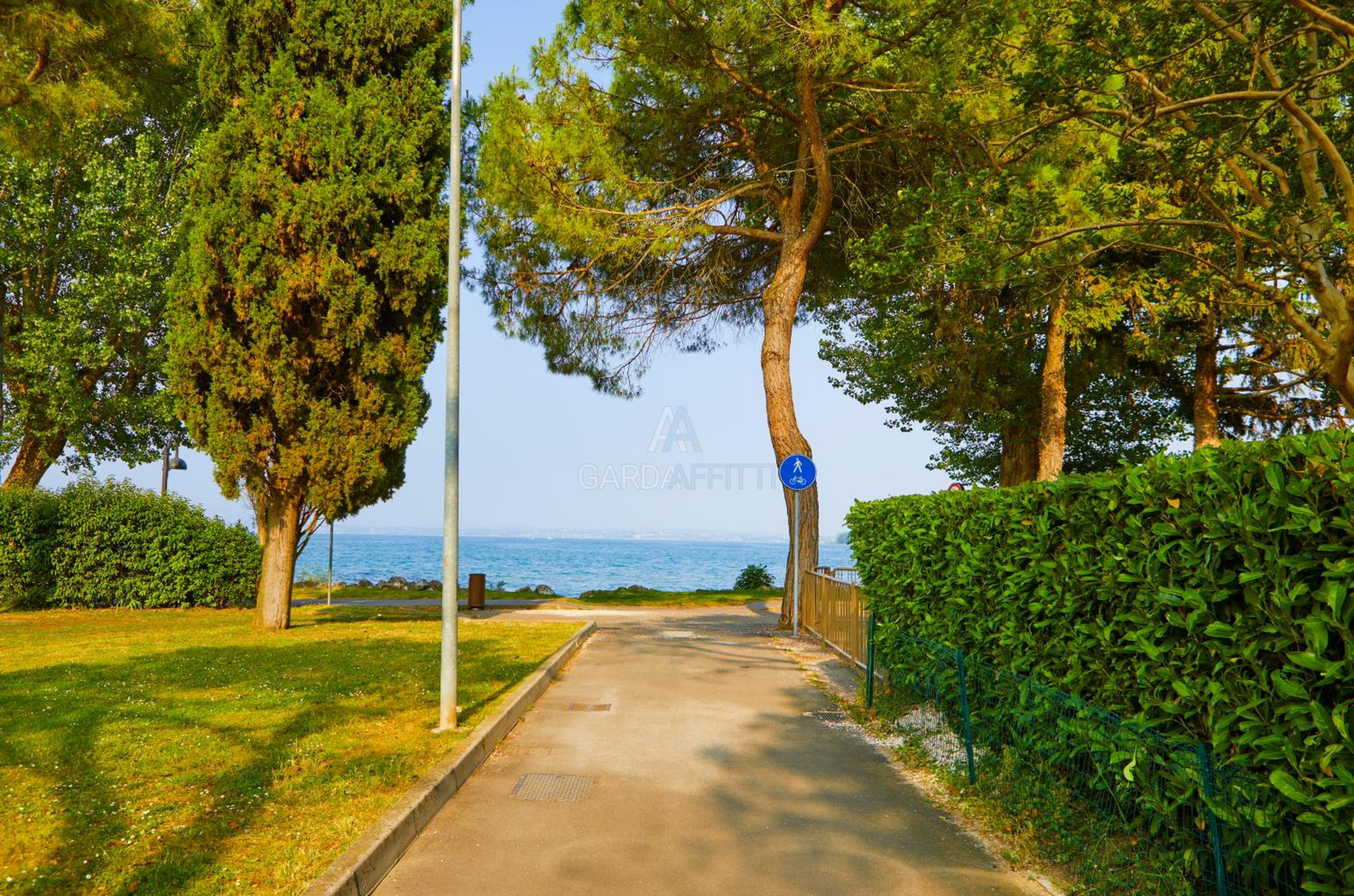 Achille Apartment - Comfort a 100m dal Lago