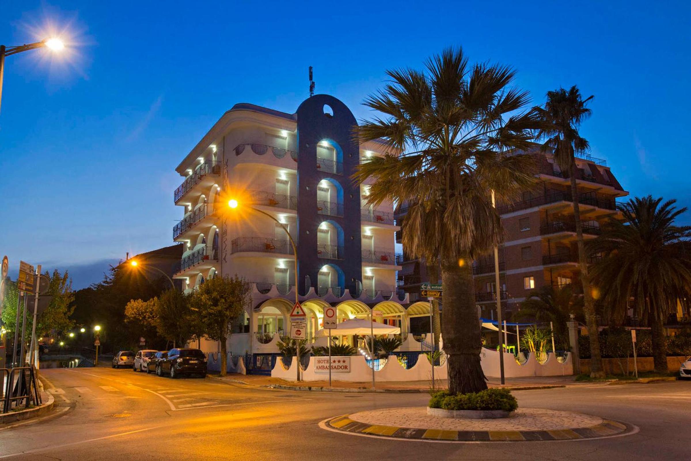 Hotel Ambassador