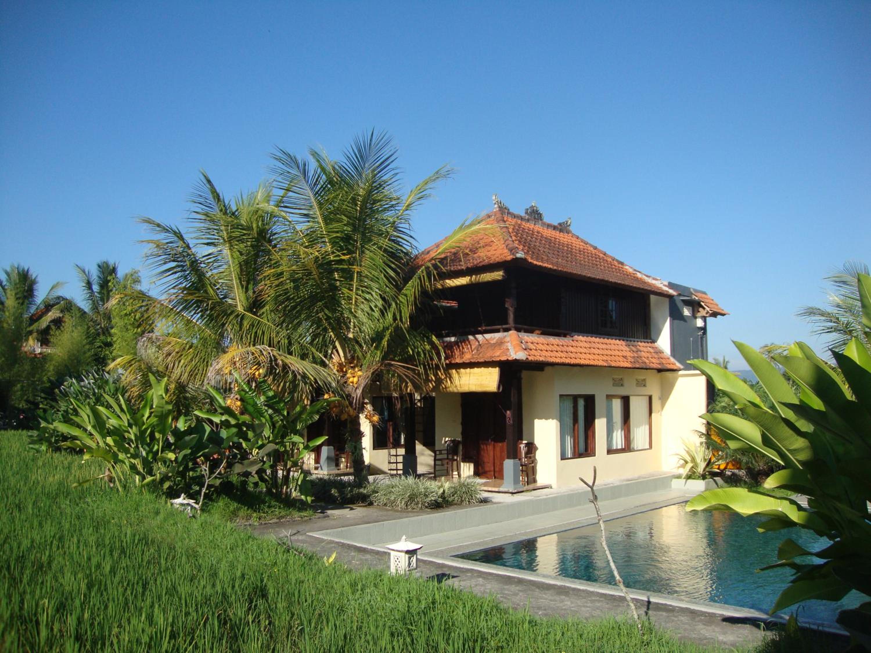 Atres Villa