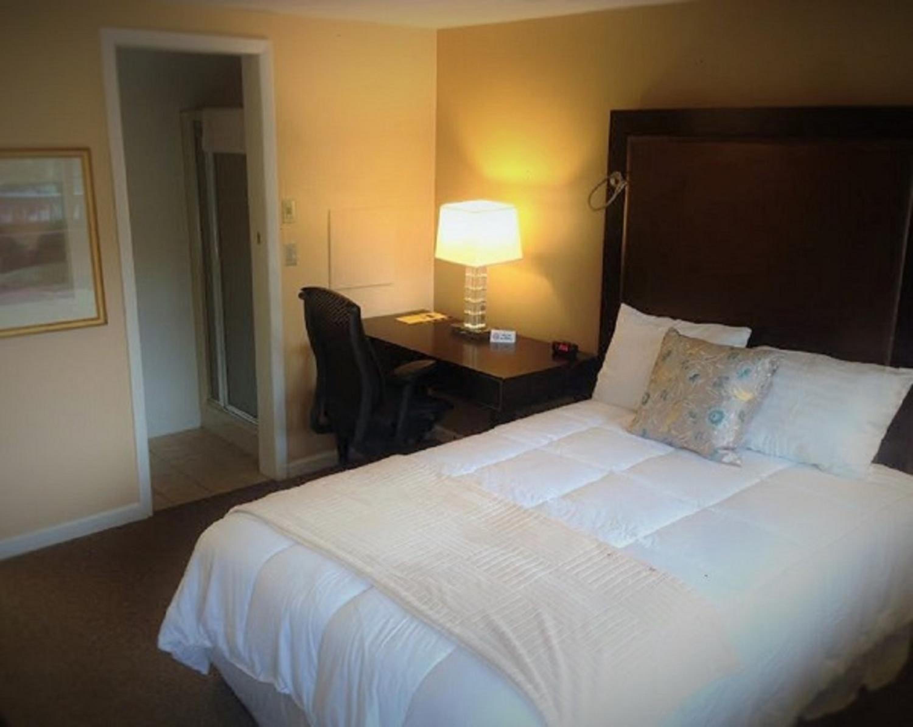 Wayne Inn view 3