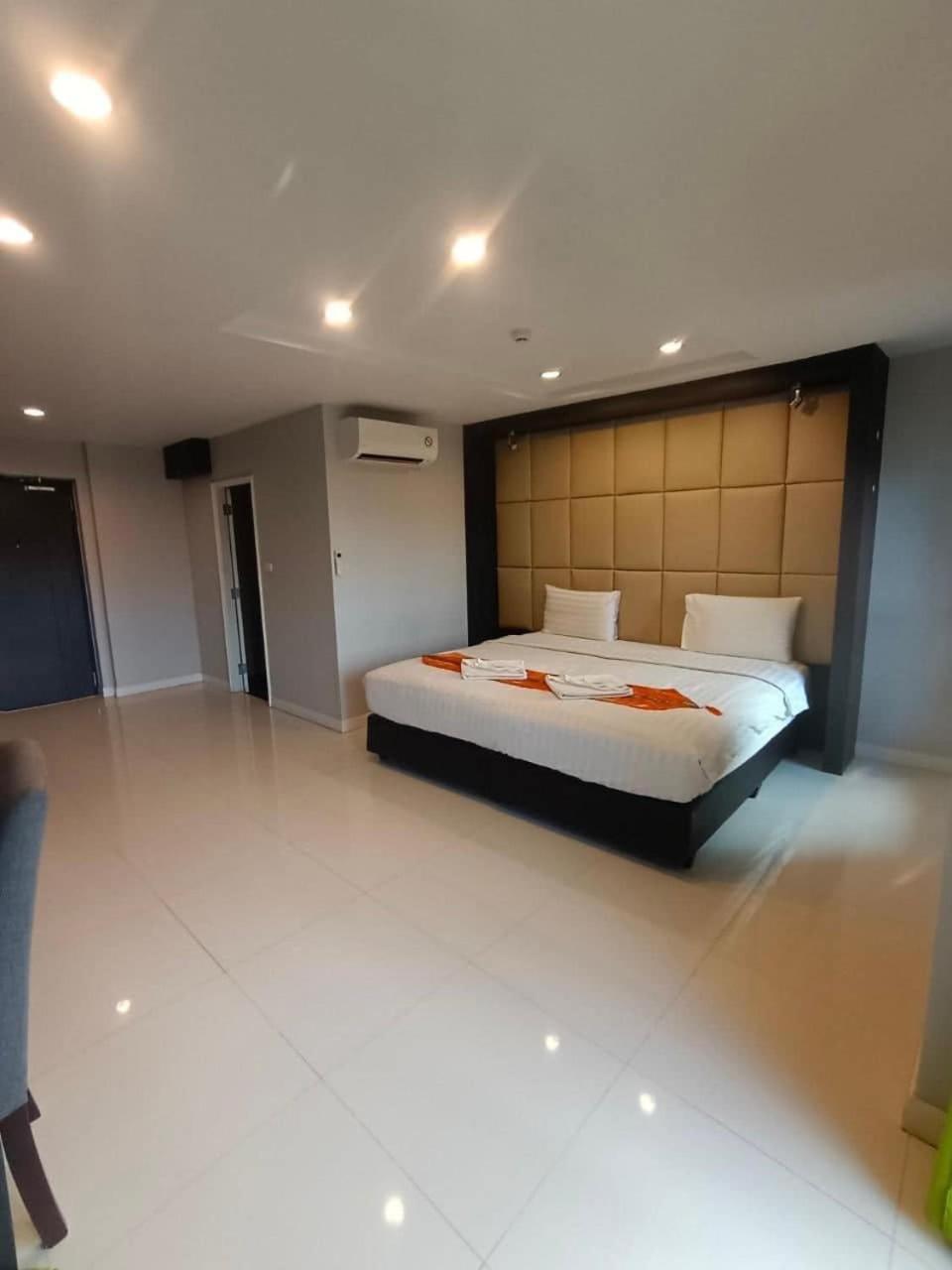 NNA 30 Sqm Studio Beach 700 m