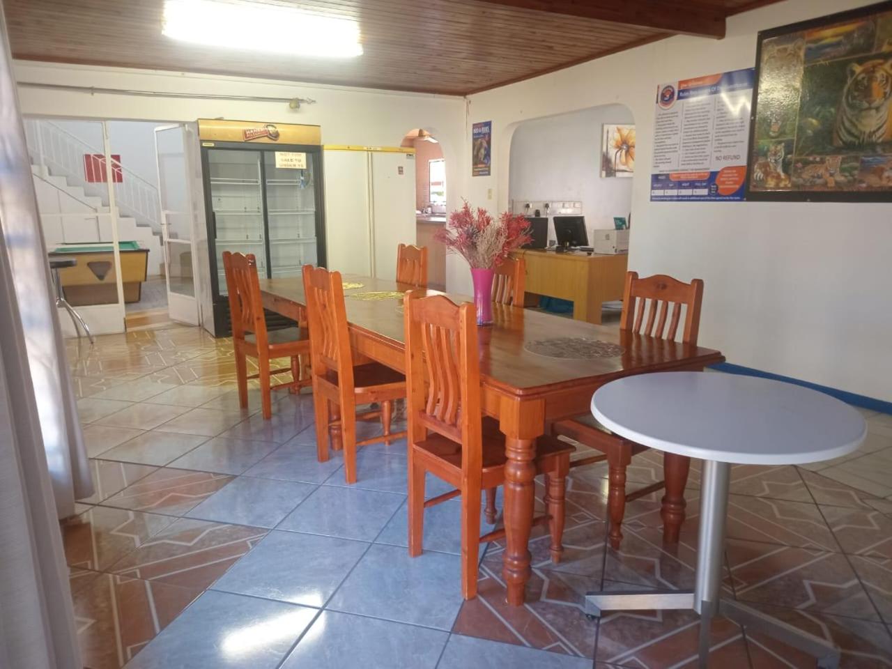 Neo & Ruks Guest house parow 1