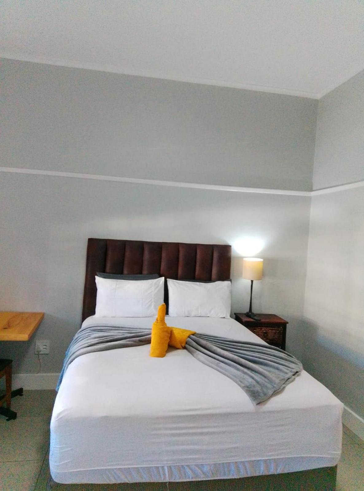 Neo & Ruks Guest house parow 1