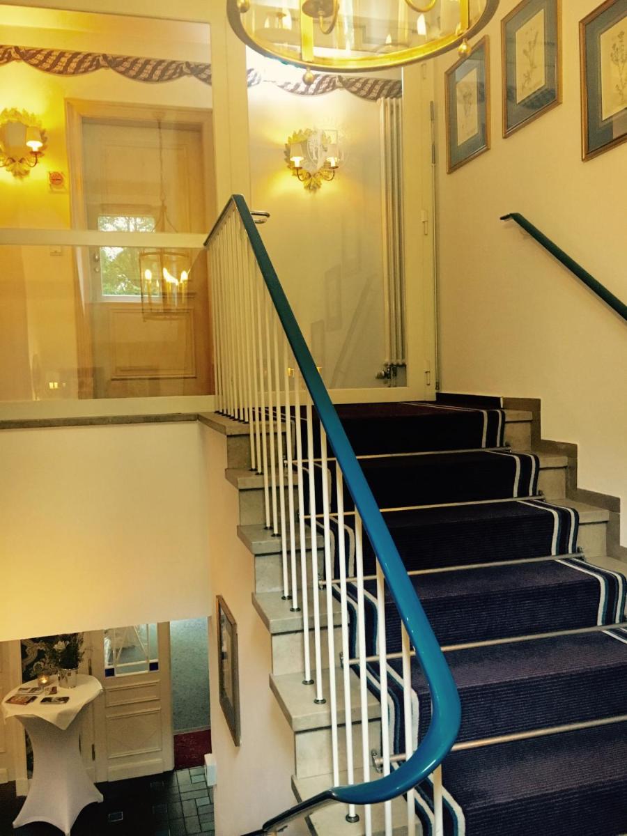 hotel reception