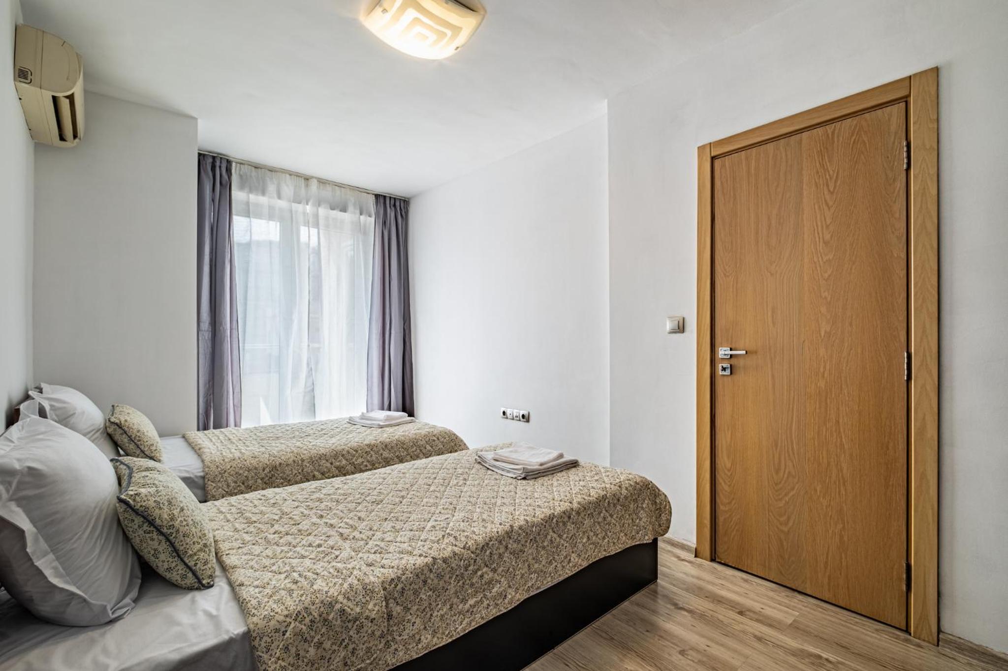 Deluxe Apartment with 2 Bedroom in Center Varna