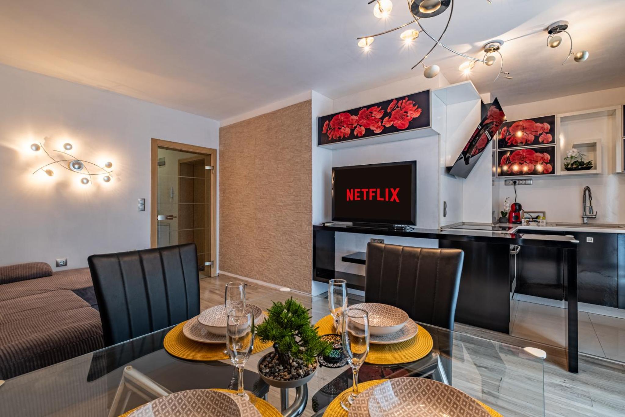 Deluxe Apartment with 2 Bedroom in Center Varna